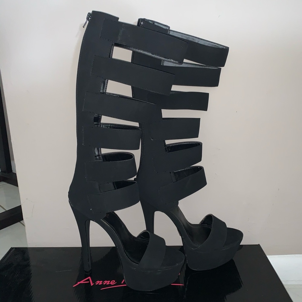 Anne Michelle Mid Length Heels